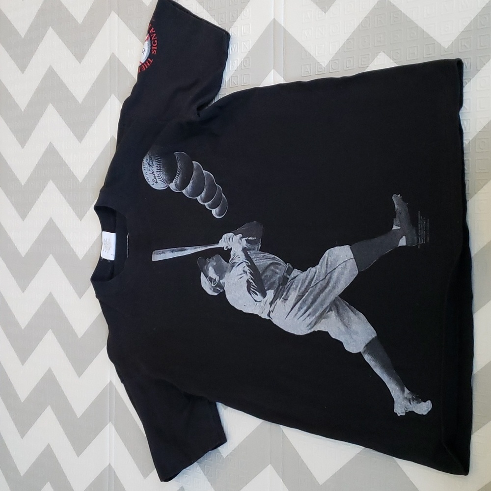 Babe Ruth Signature Series Ltd. Edition Tee.  5276 of 10,000 in 1994. S. Large